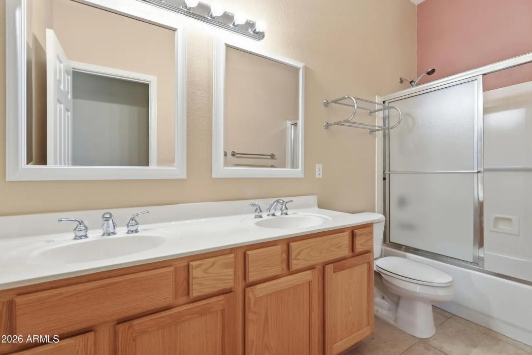 Real Estate Picture 44