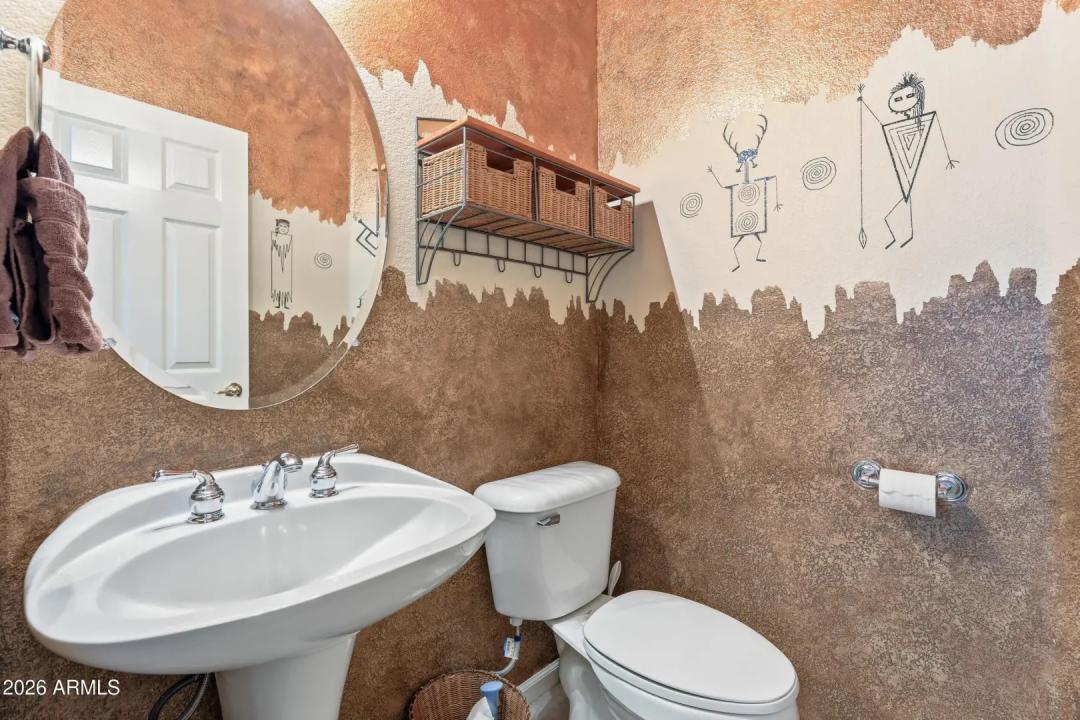 Real Estate Picture 45