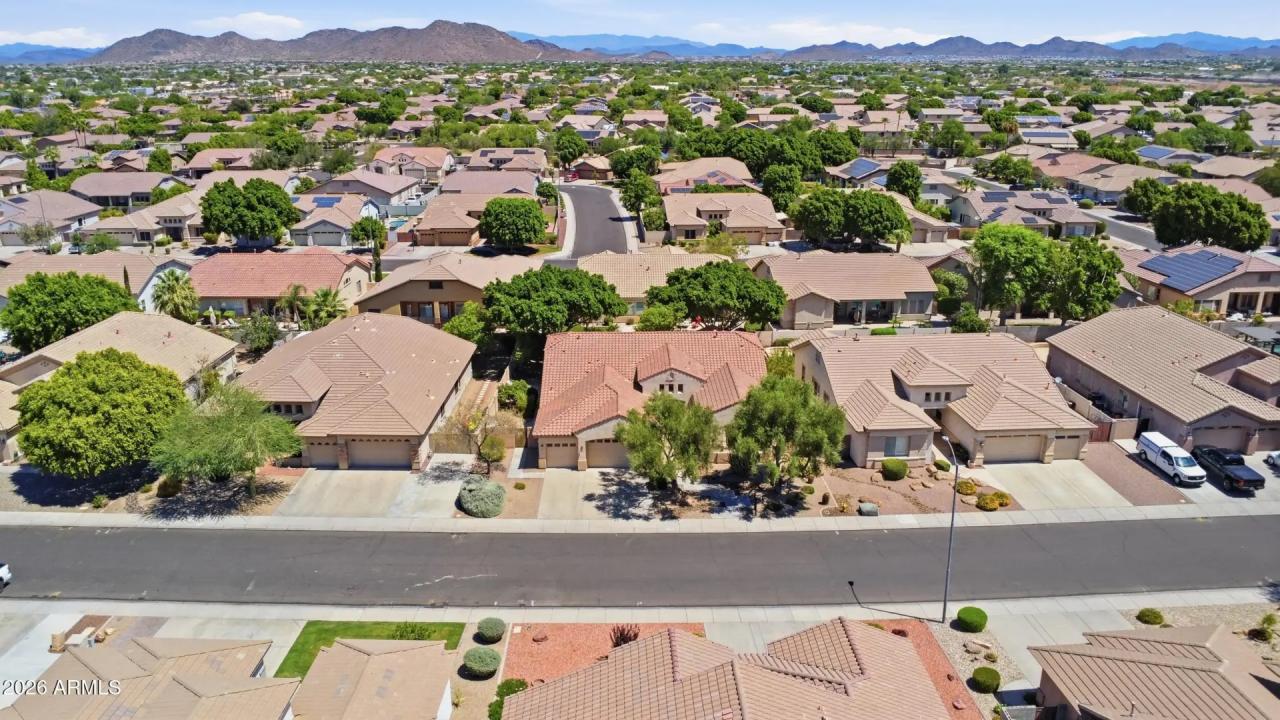 Real Estate Picture 53