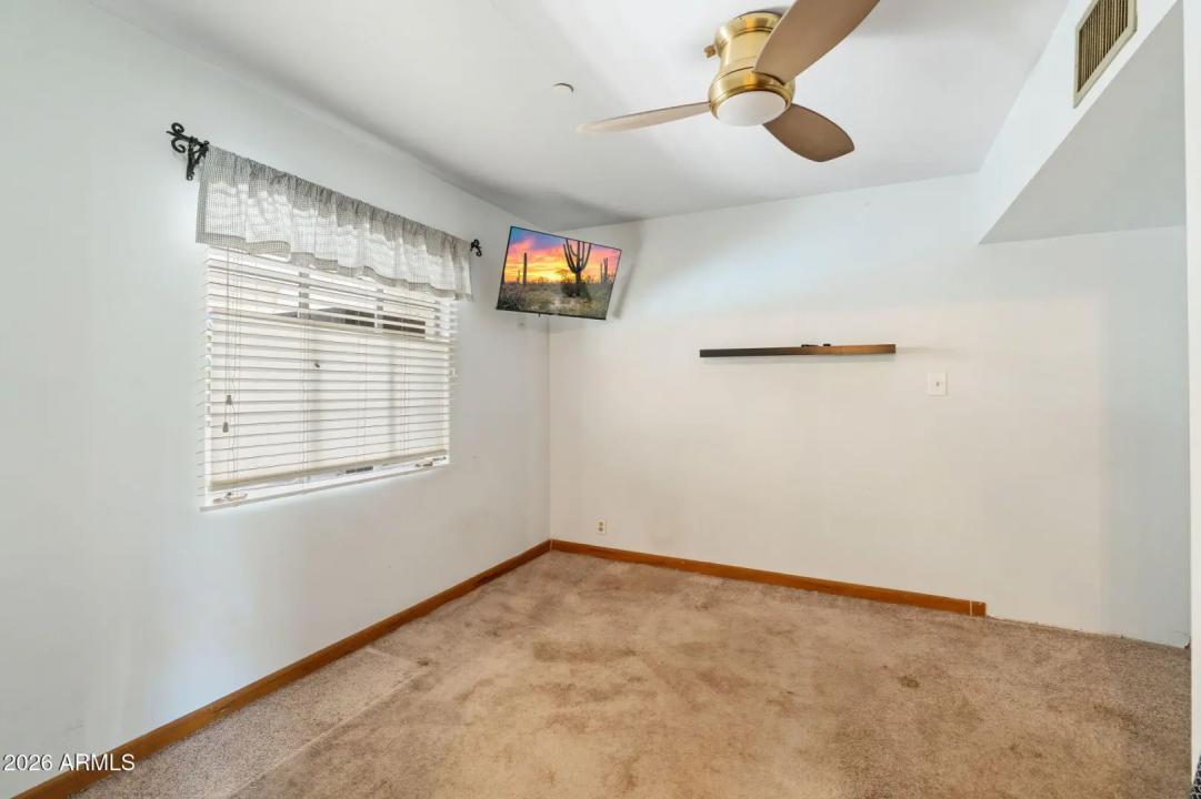 Real Estate Picture 26