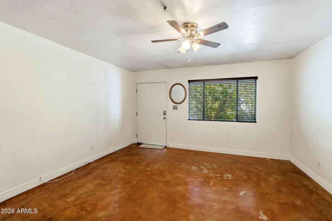 Real Estate Picture 36