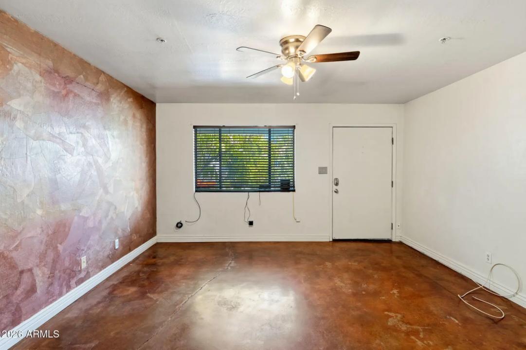 Real Estate Picture 41