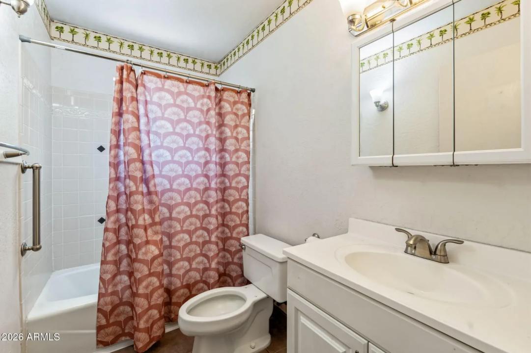 Real Estate Picture 45