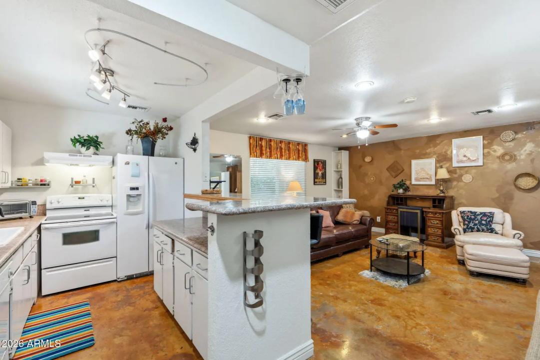 Real Estate Picture 61