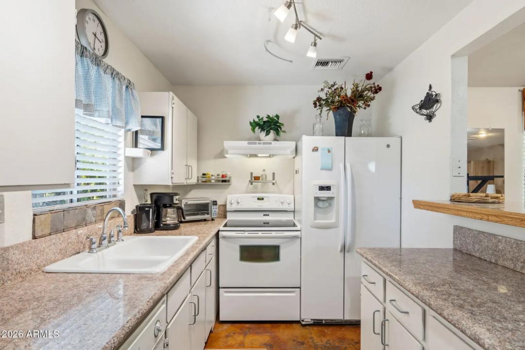 Real Estate Picture 62