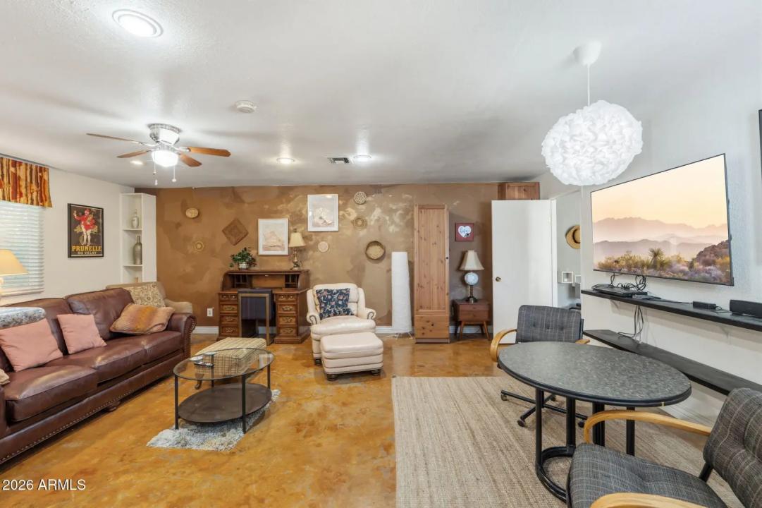 Real Estate Picture 65