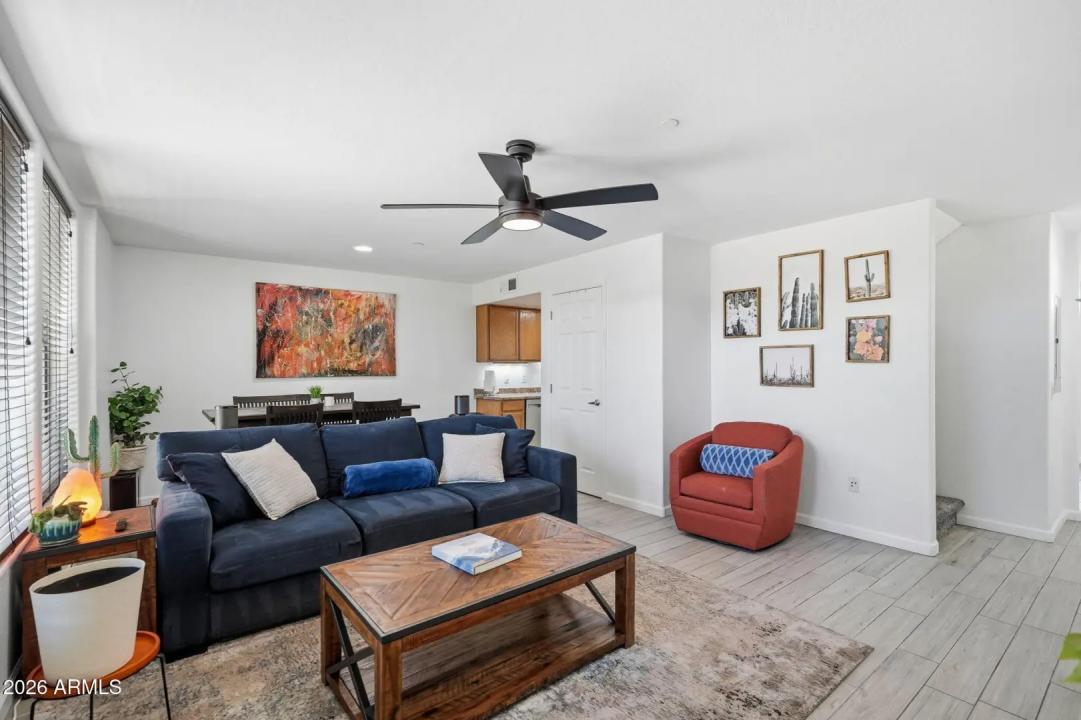 Real Estate Picture 6