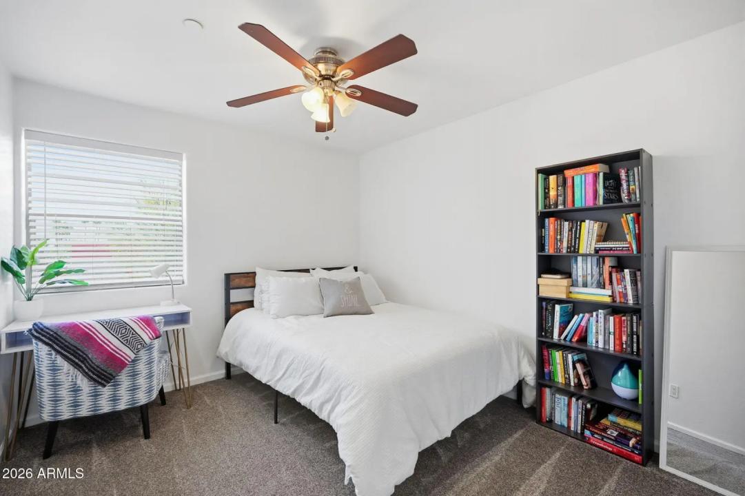 Real Estate Picture 21