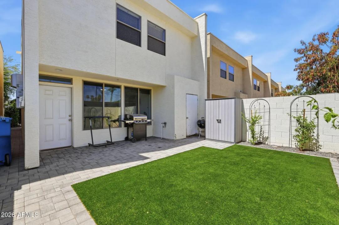Real Estate Picture 26