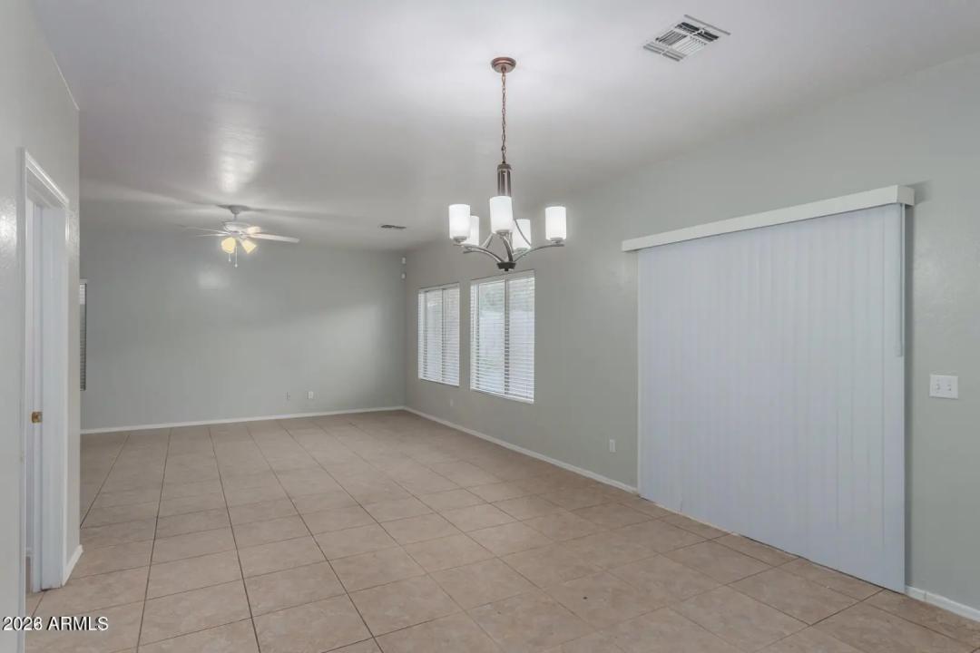 Real Estate Picture 9
