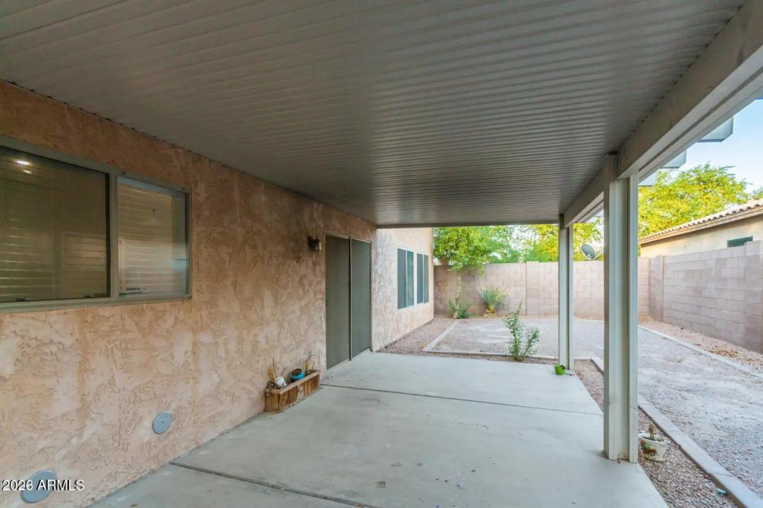 Real Estate Picture 27