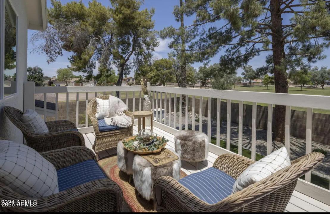 Real Estate Picture 14