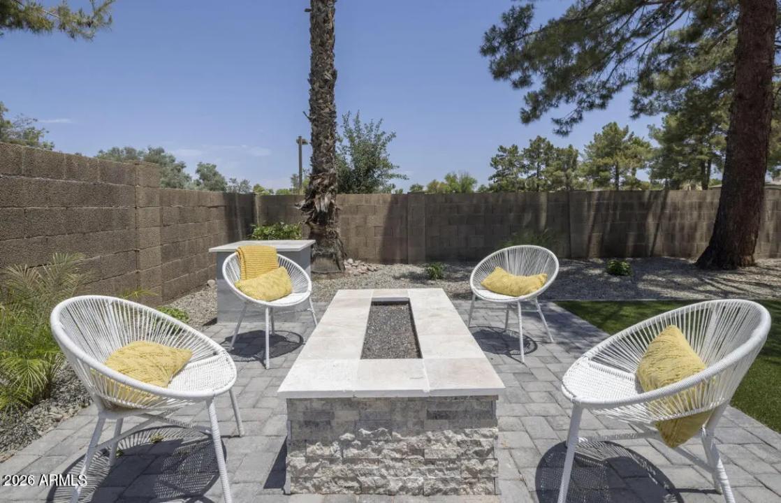 Real Estate Picture 21