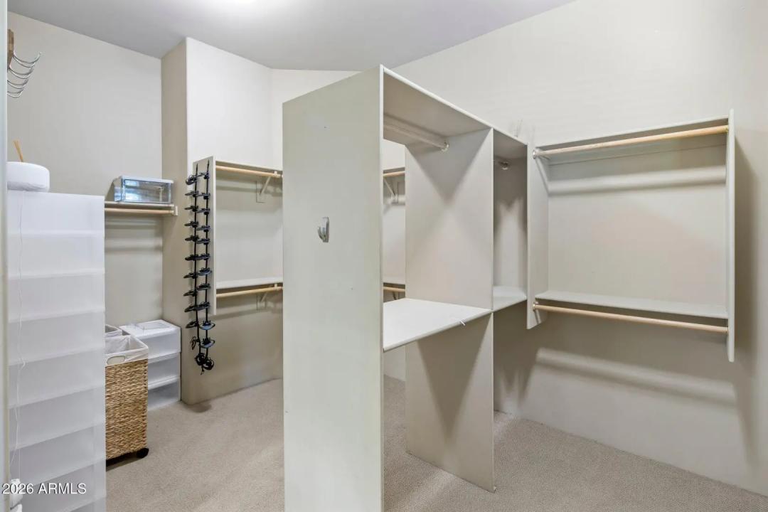 Real Estate Picture 24