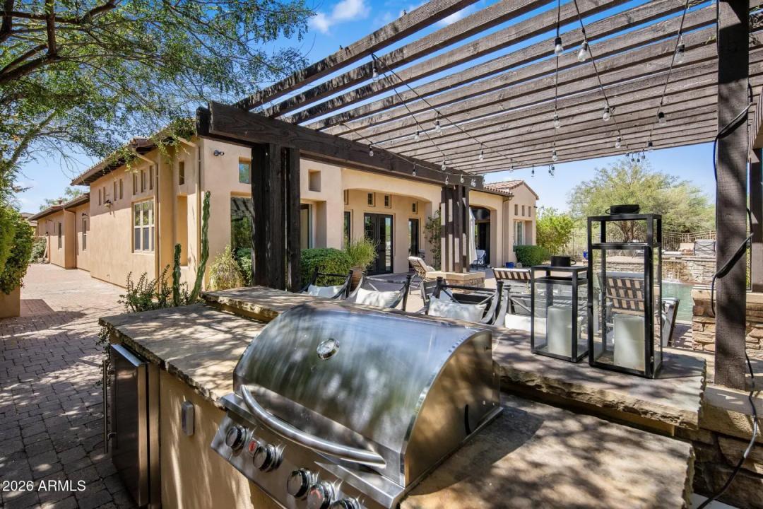 Real Estate Picture 37