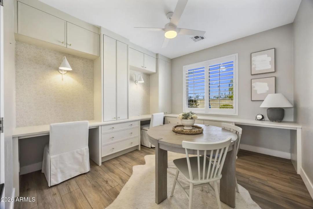 Real Estate Picture 9