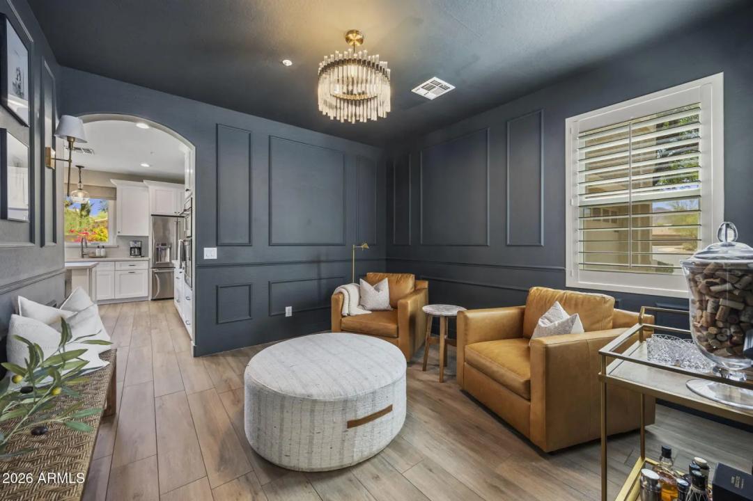 Real Estate Picture 17
