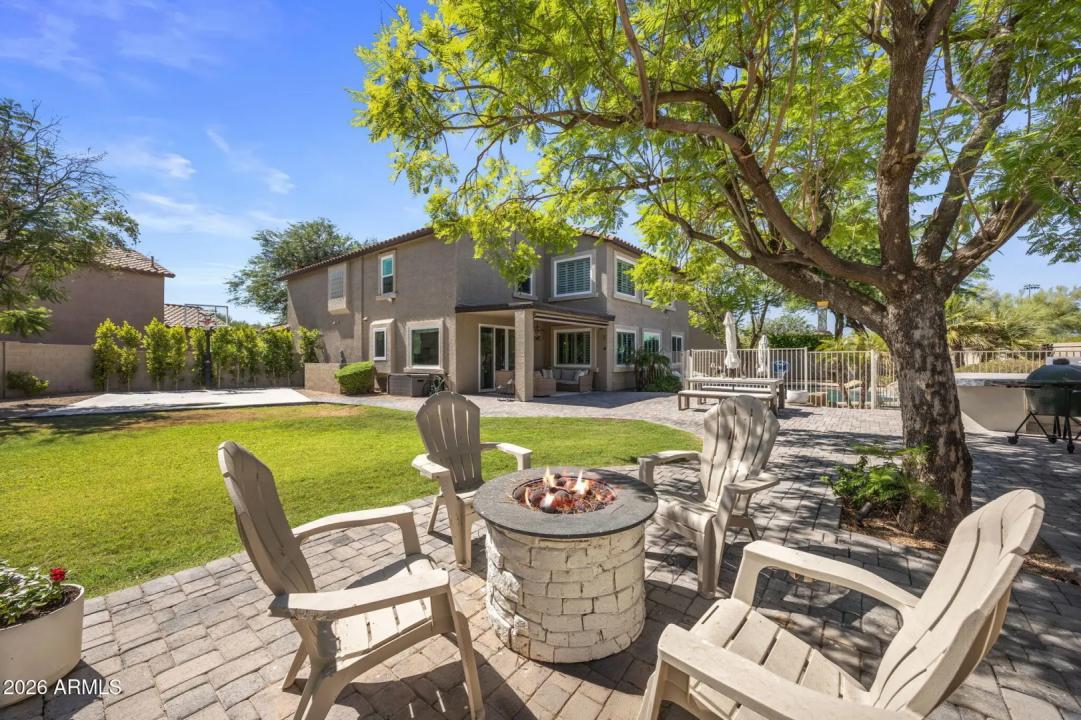 Real Estate Picture 2