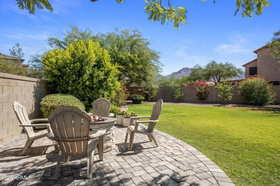 Real Estate Picture 30