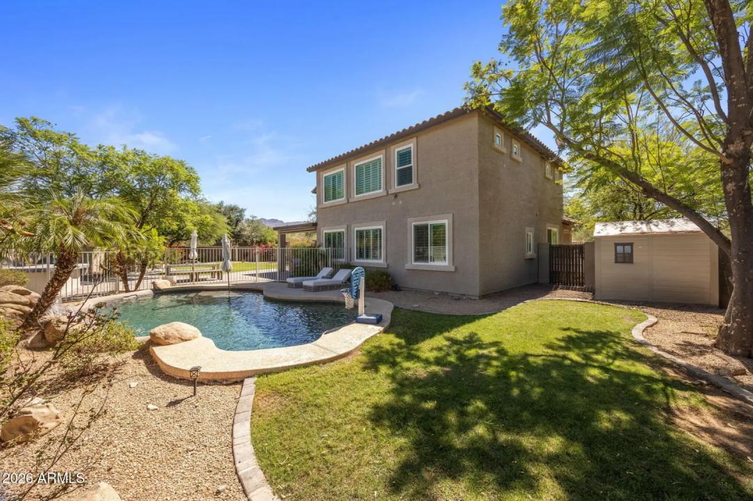 Real Estate Picture 33