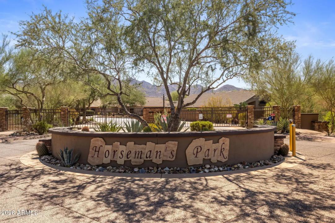 Real Estate Picture 35