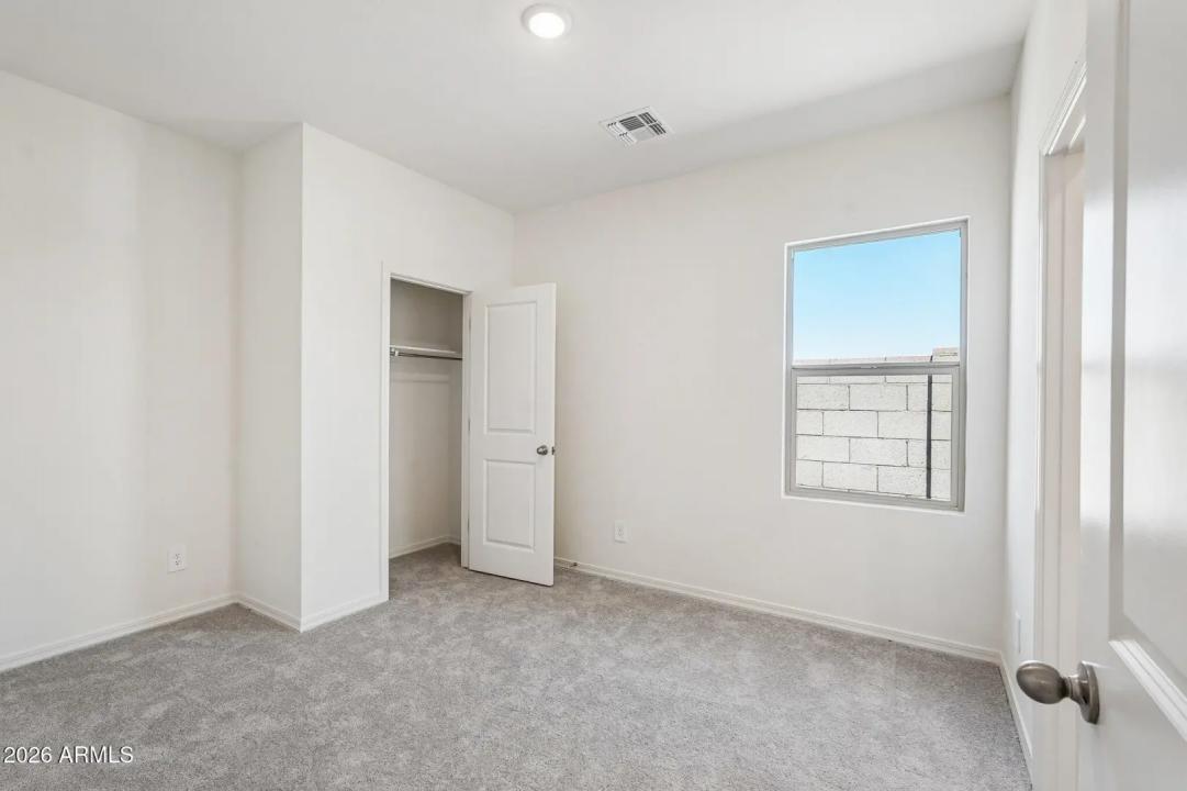 Real Estate Picture 28