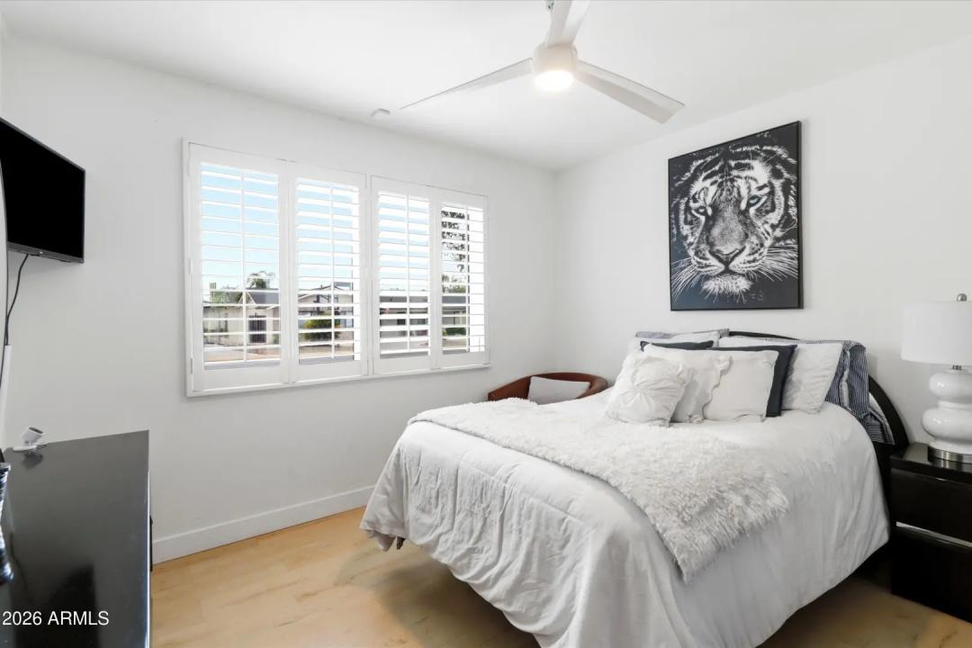 Real Estate Picture 21