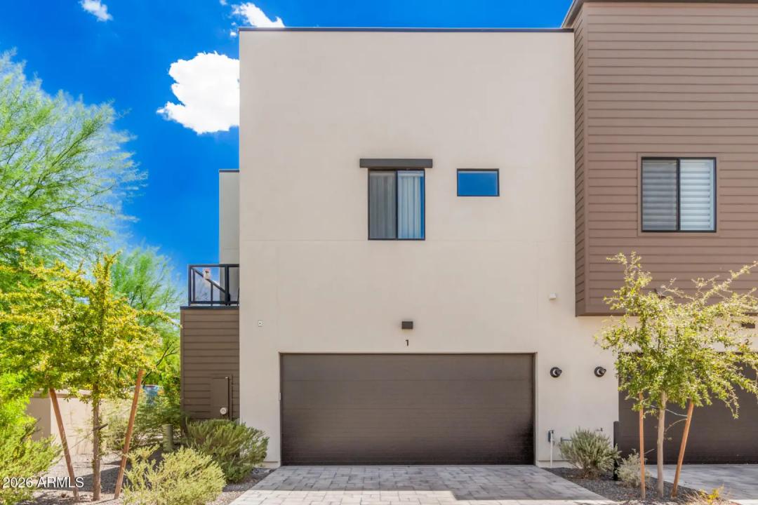 Real Estate Picture 2