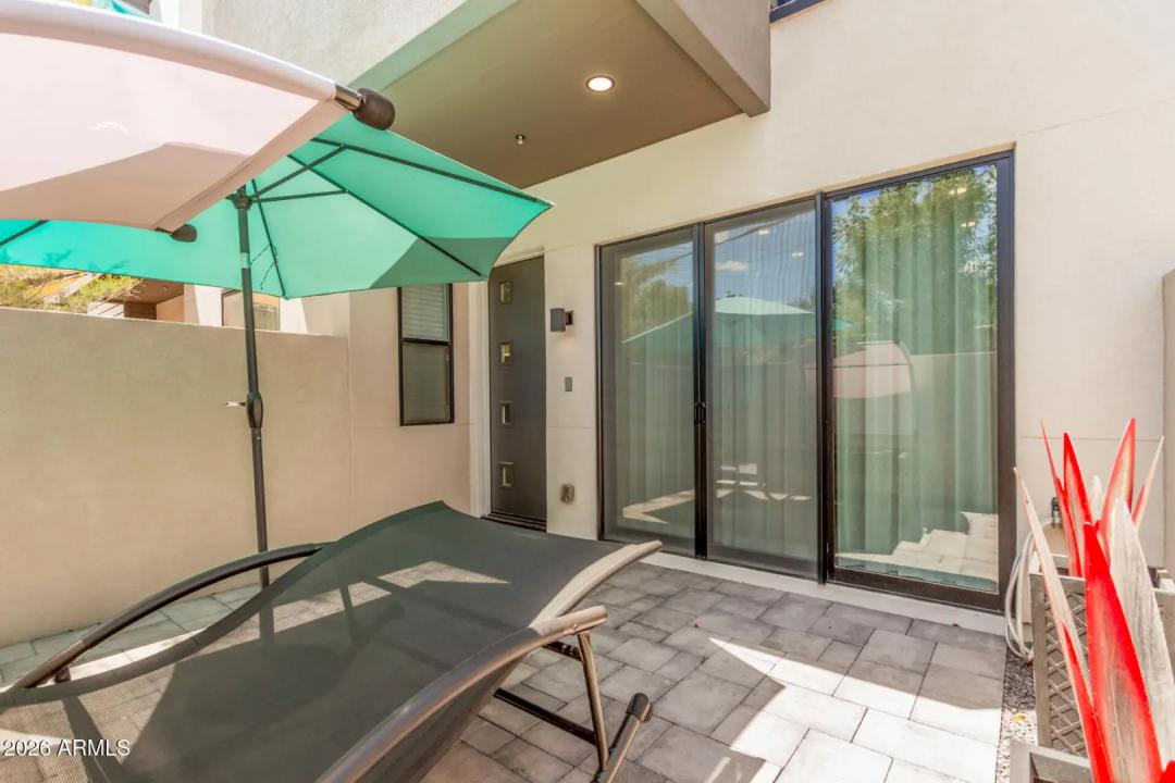 Real Estate Picture 33