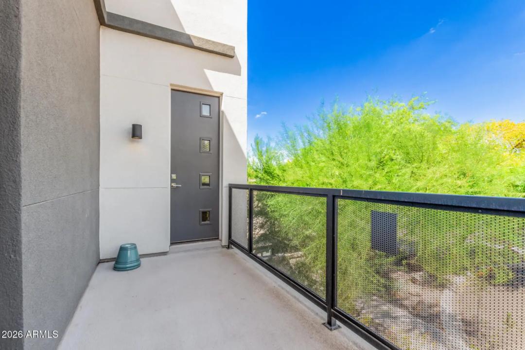 Real Estate Picture 35