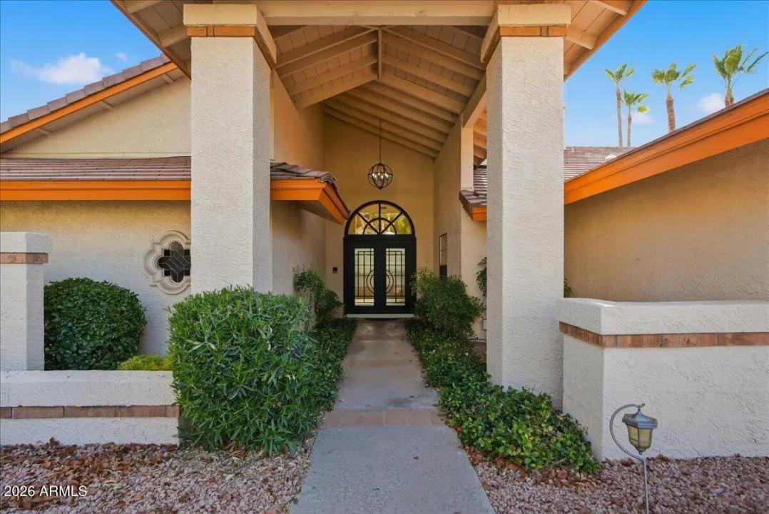 Real Estate Picture 17