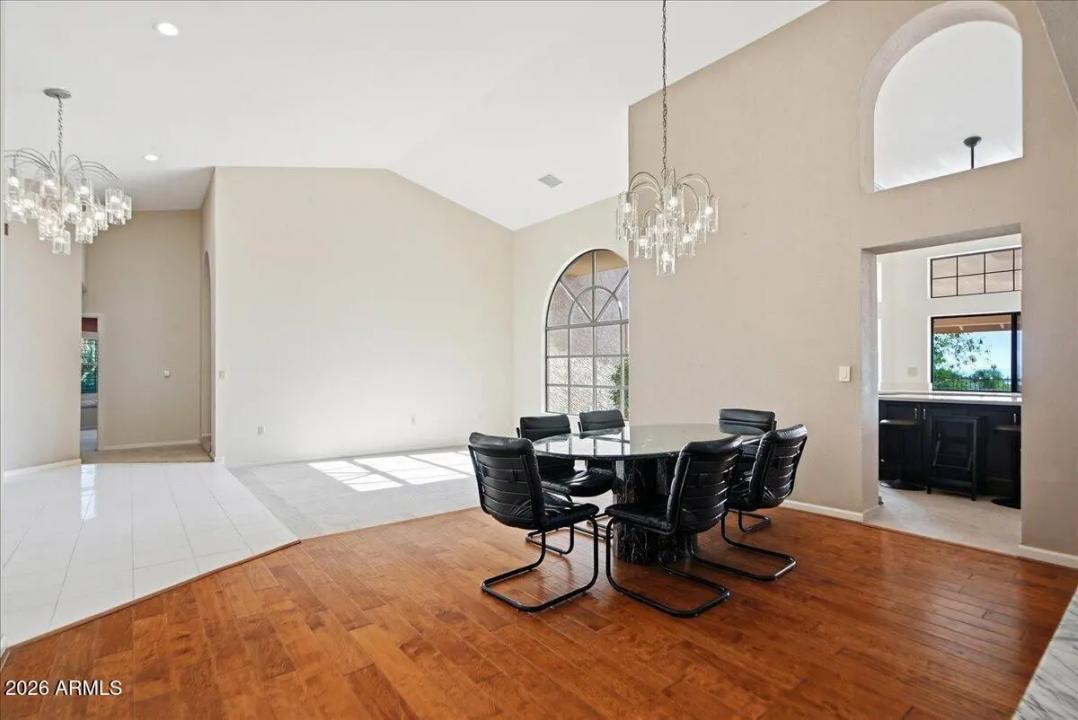 Real Estate Picture 27