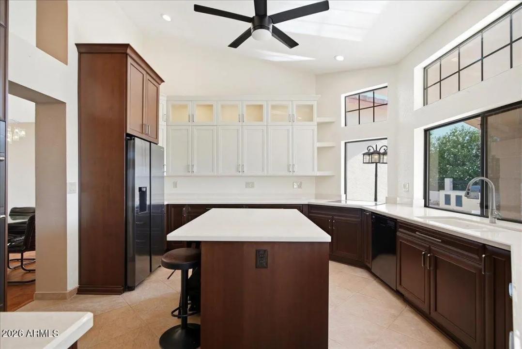 Real Estate Picture 29