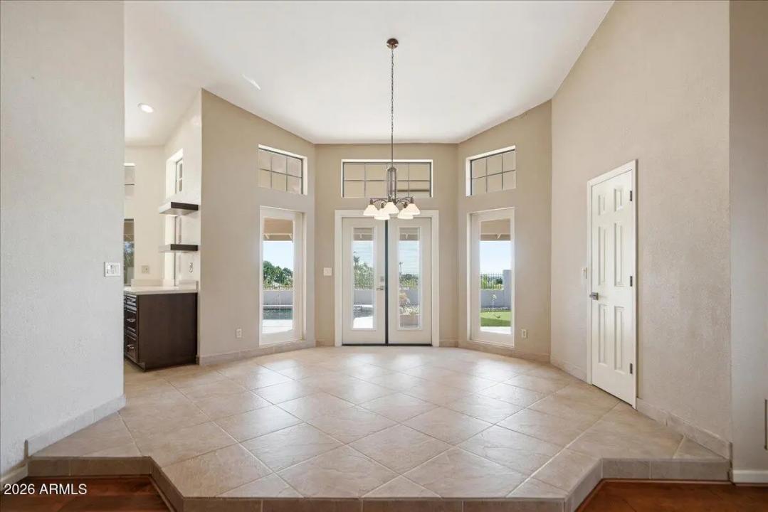 Real Estate Picture 37