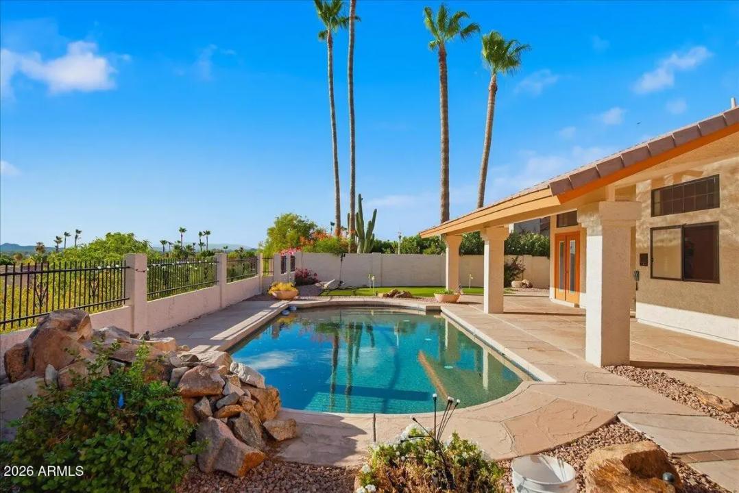 Real Estate Picture 64