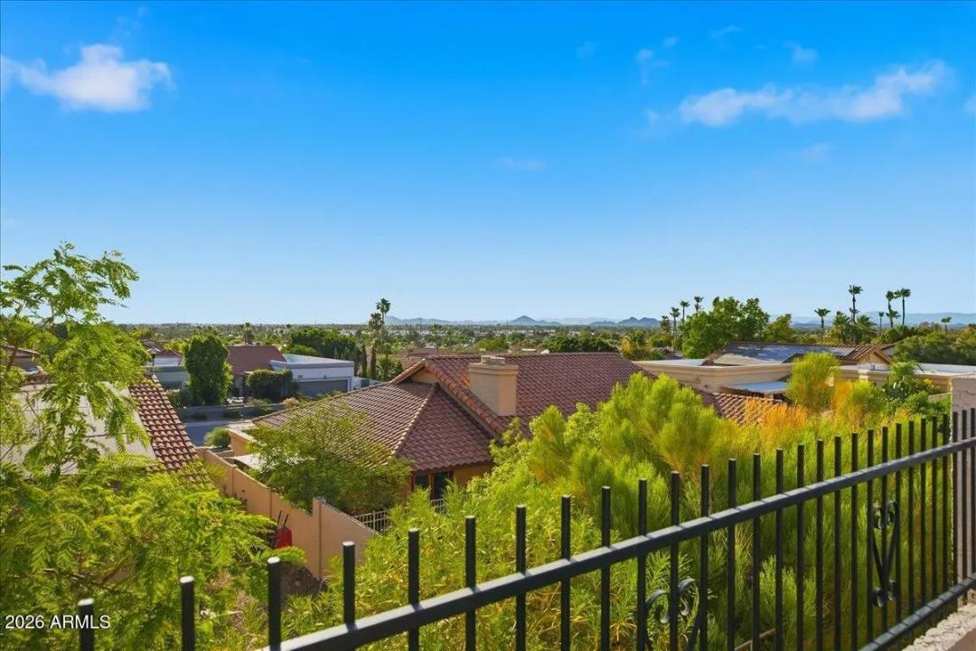 Real Estate Picture 74
