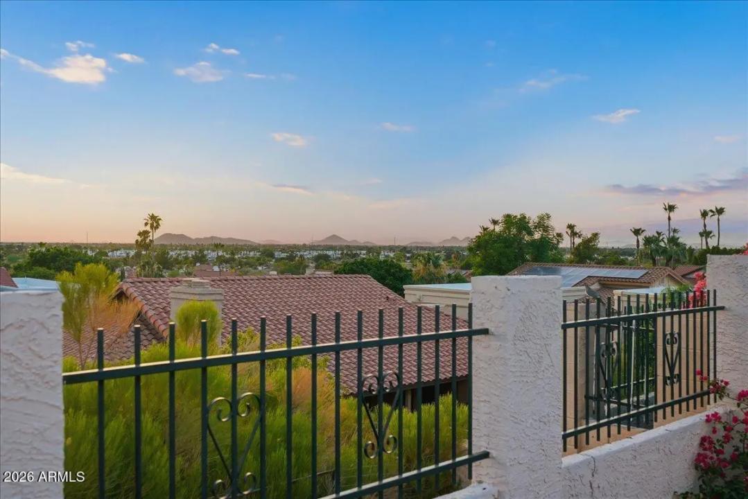 Real Estate Picture 75