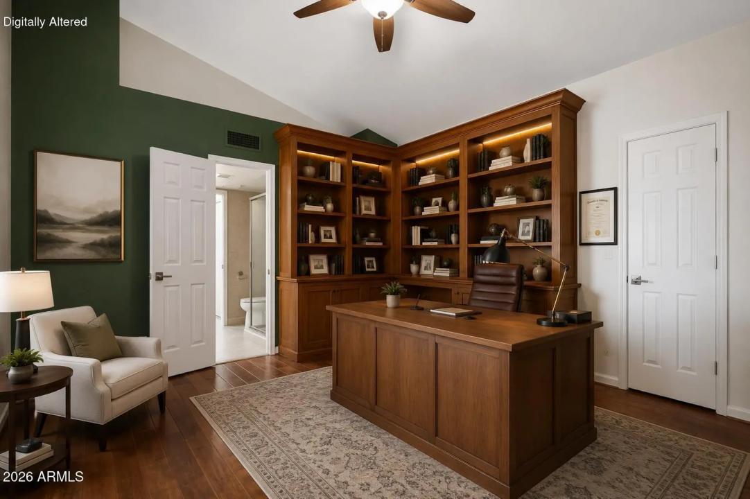 Real Estate Picture 10