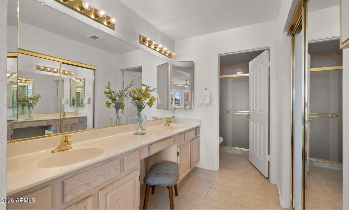 Real Estate Picture 16