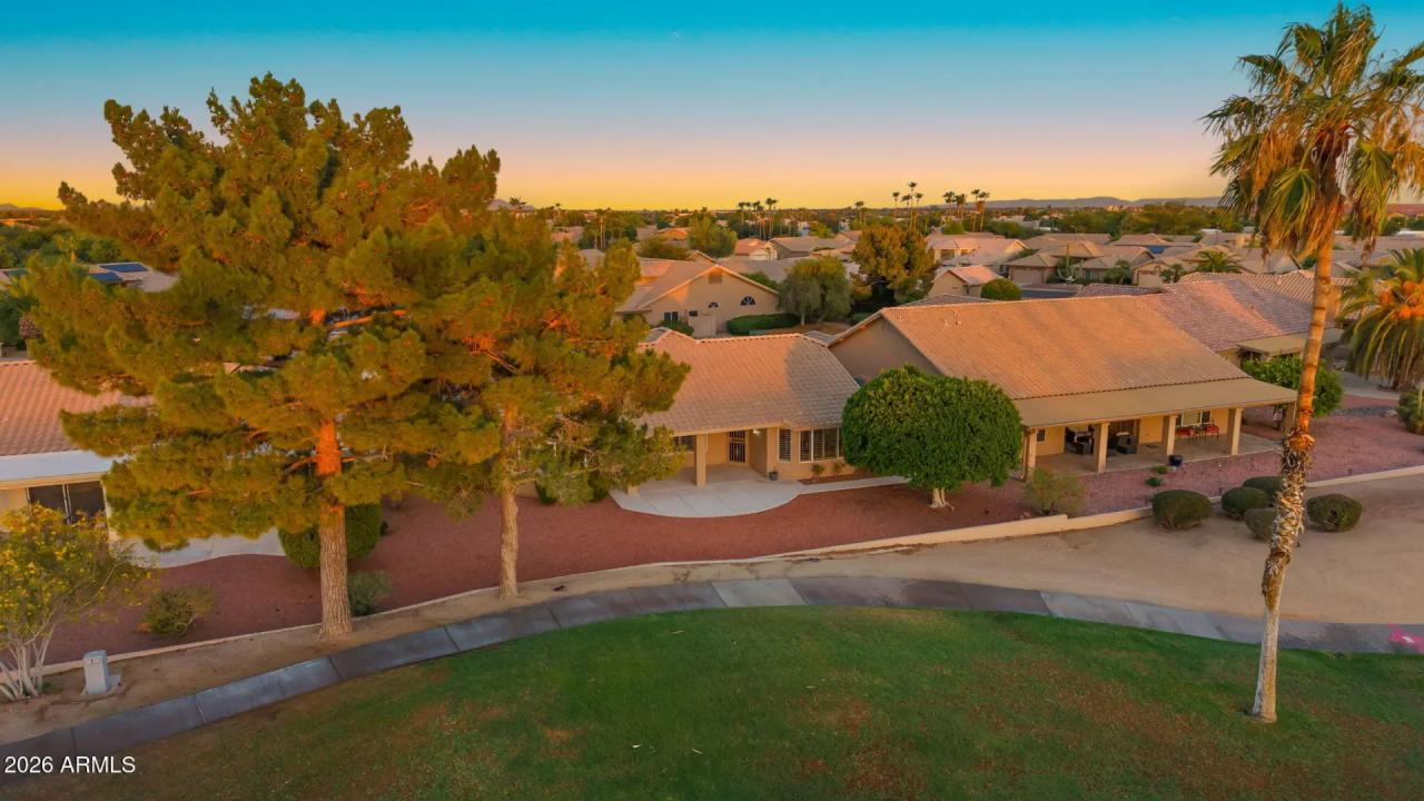 Real Estate Picture 24