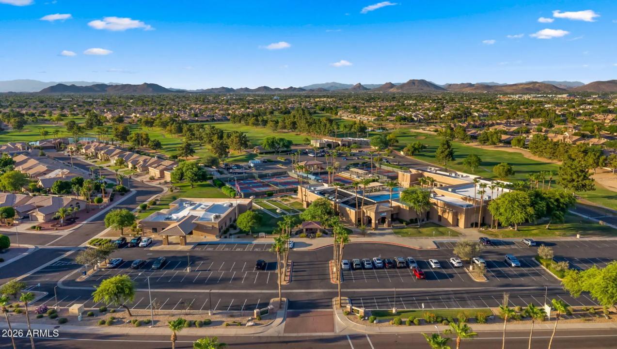 Real Estate Picture 32