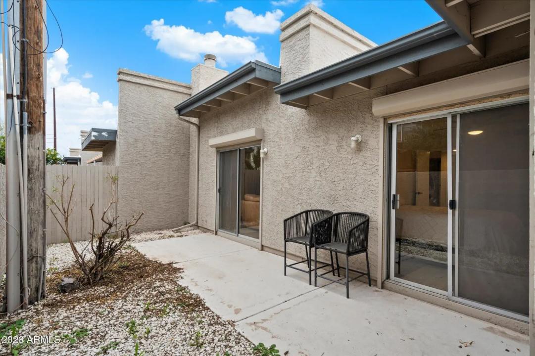 Real Estate Picture 13