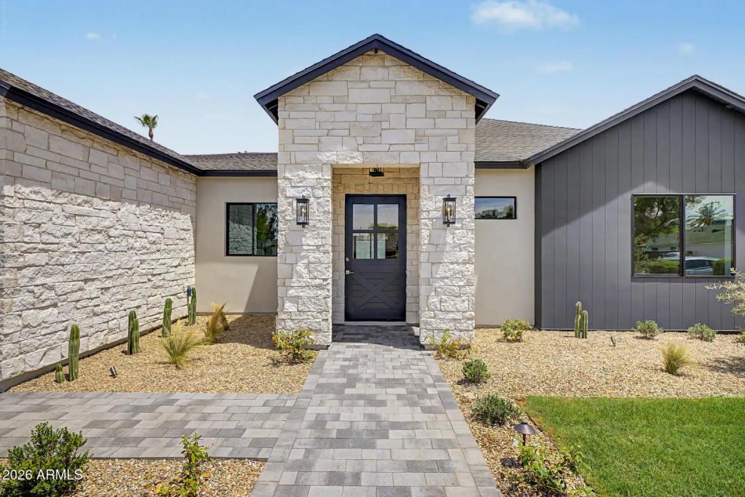 Real Estate Picture 1