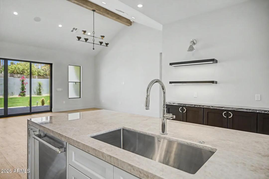 Real Estate Picture 41
