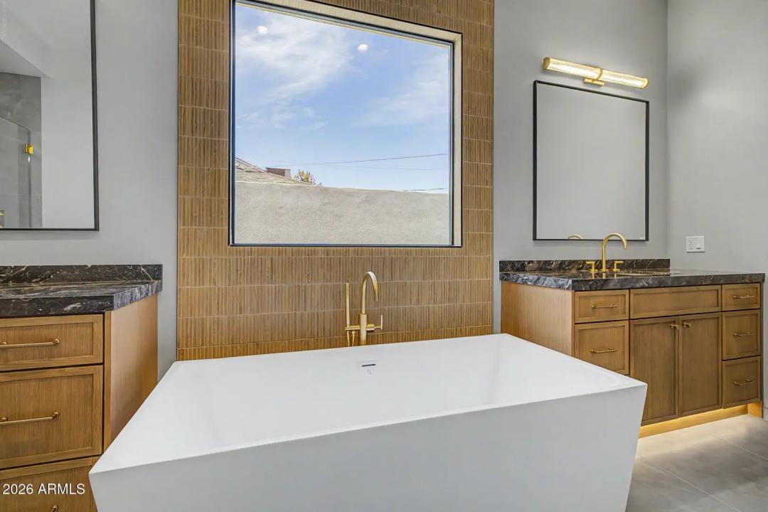 Real Estate Picture 51
