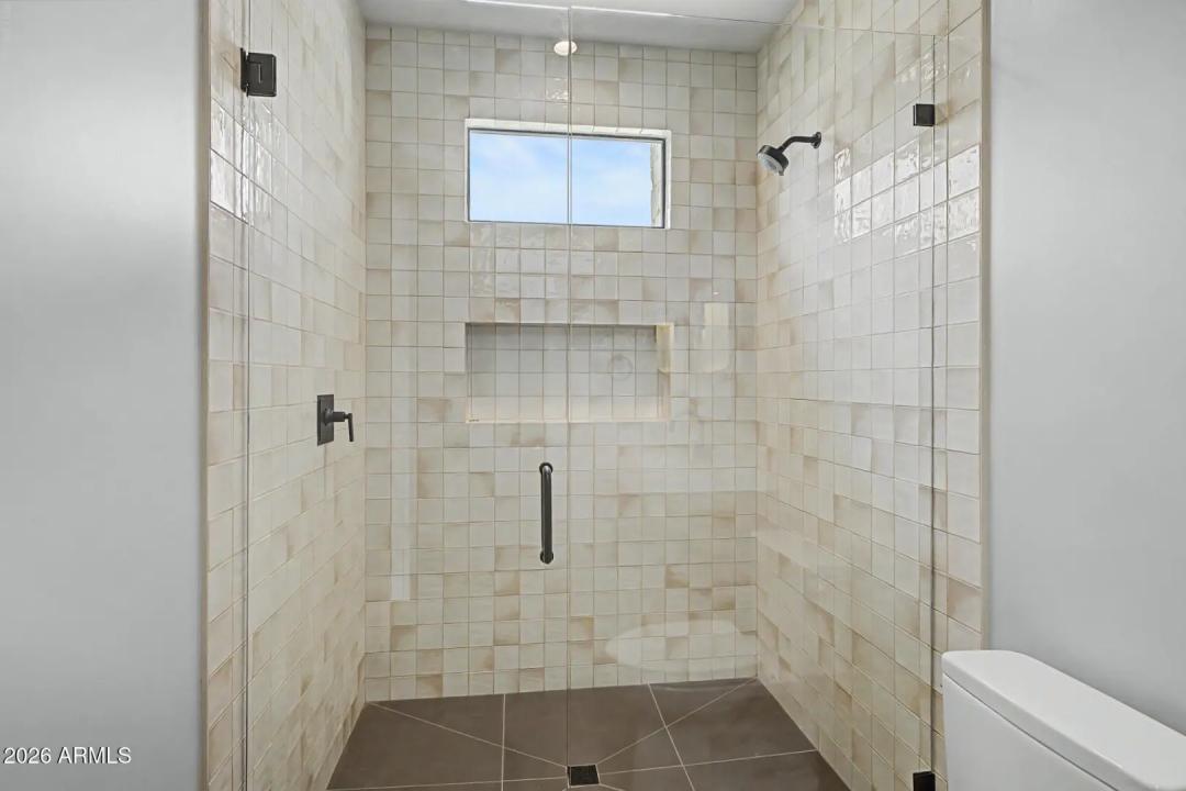 Real Estate Picture 60