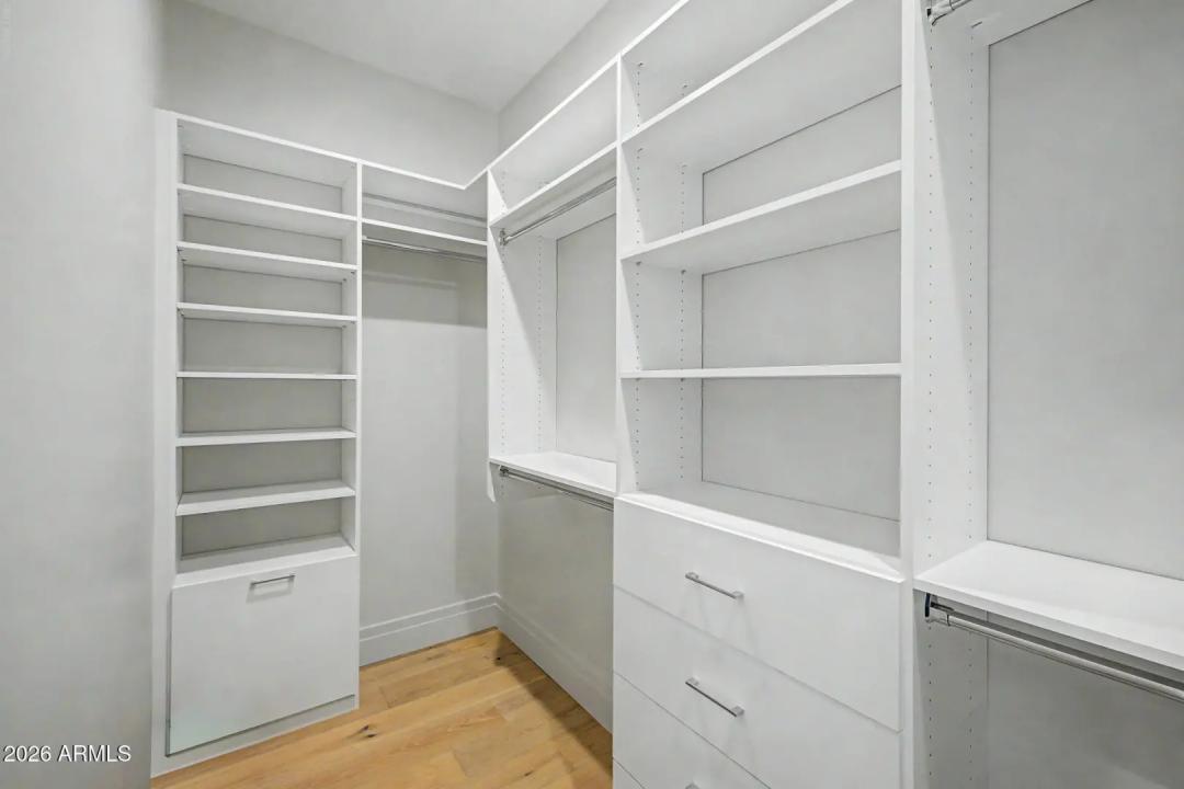 Real Estate Picture 64