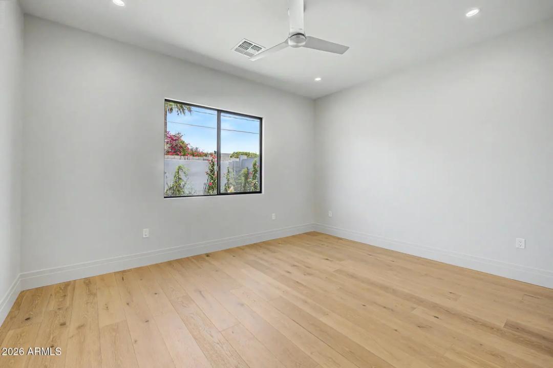 Real Estate Picture 65