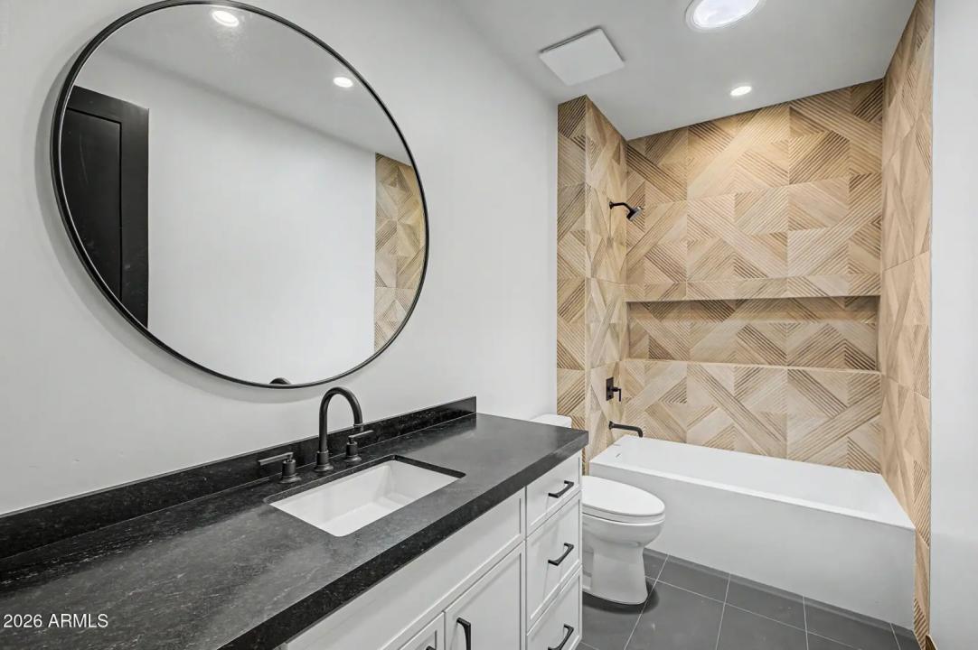 Real Estate Picture 69