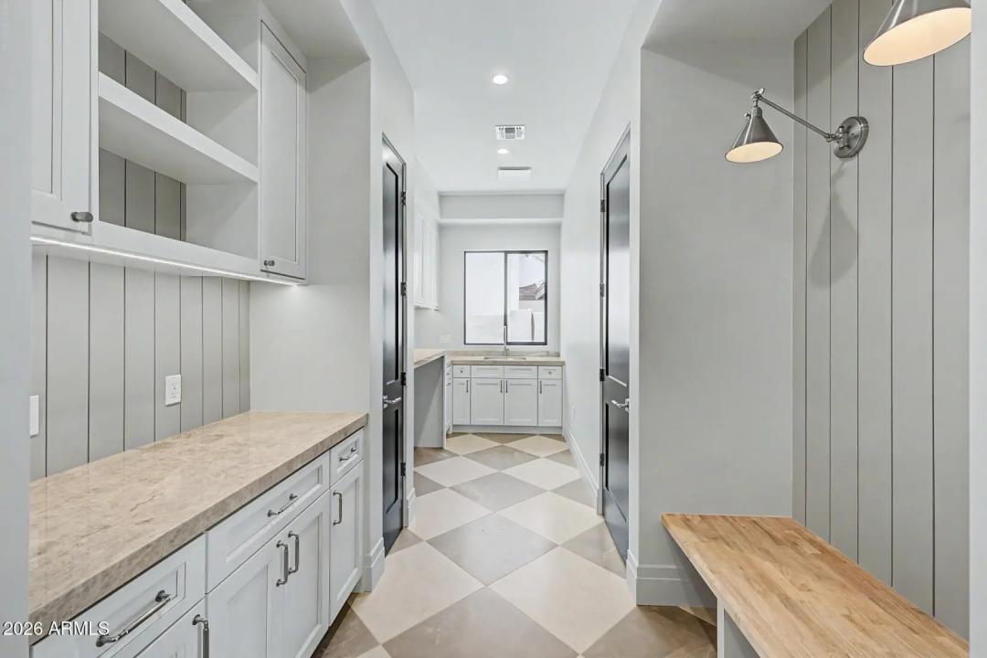 Real Estate Picture 71